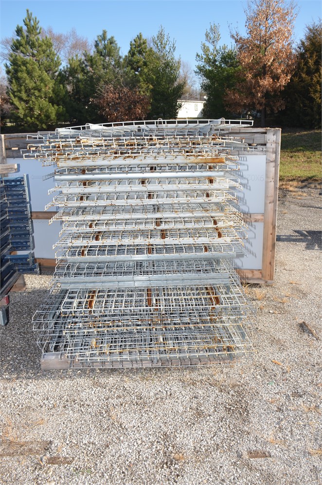 Wire mesh panels for storage racks