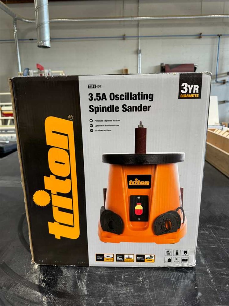 Triton "TSPS450" Oscillating Spindle Sander (New in Box)