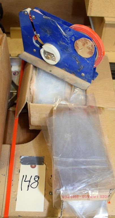 PACKAGING SEALER GUN & (2) BOXES OF BAGS