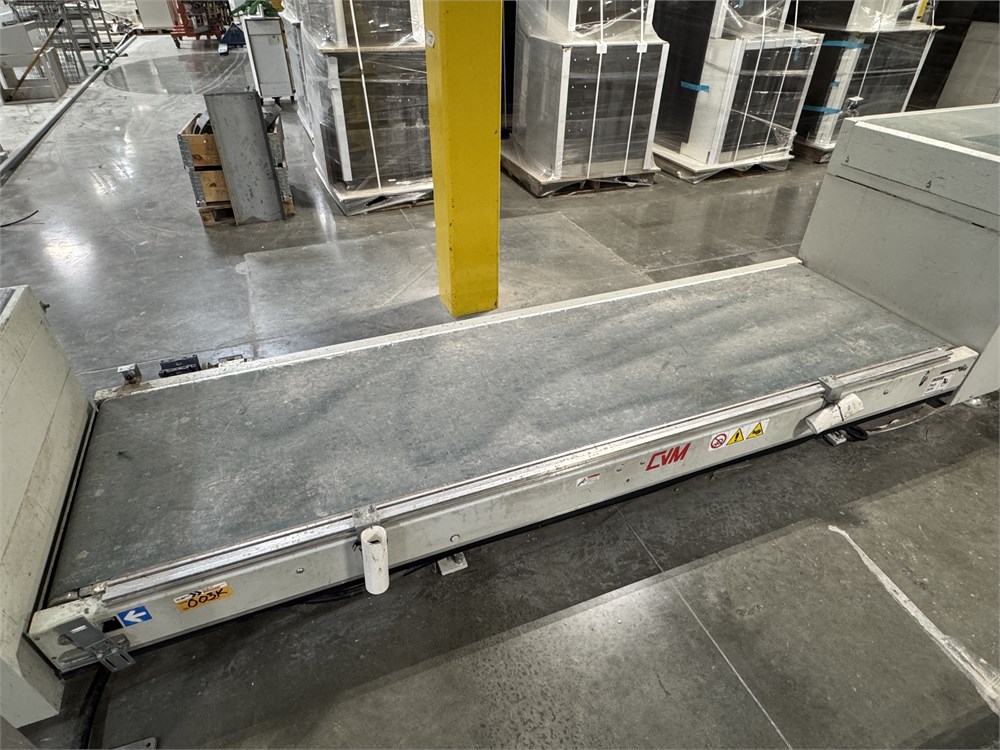 CVM "Y-N/300-75" Powered Belt Conveyor with Scissor Lift