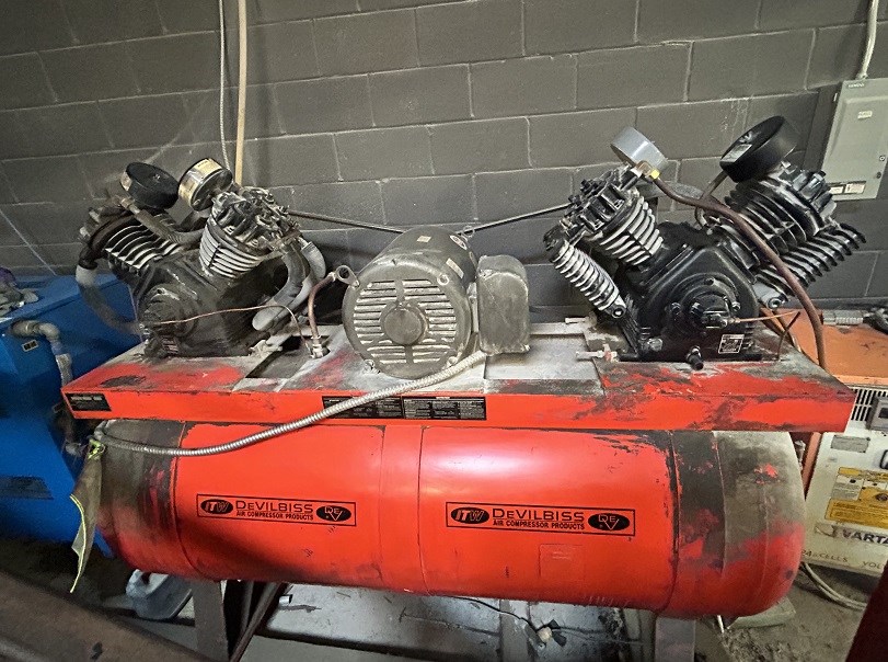 Devilbiss "25 HP" Air Compressor - Woodbridge, ON