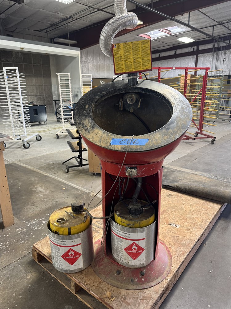 SAFTY-KLEEN "MODEL 1107" PAINT SPRAY GUN AND EQUIPMENT PARTS WASHER