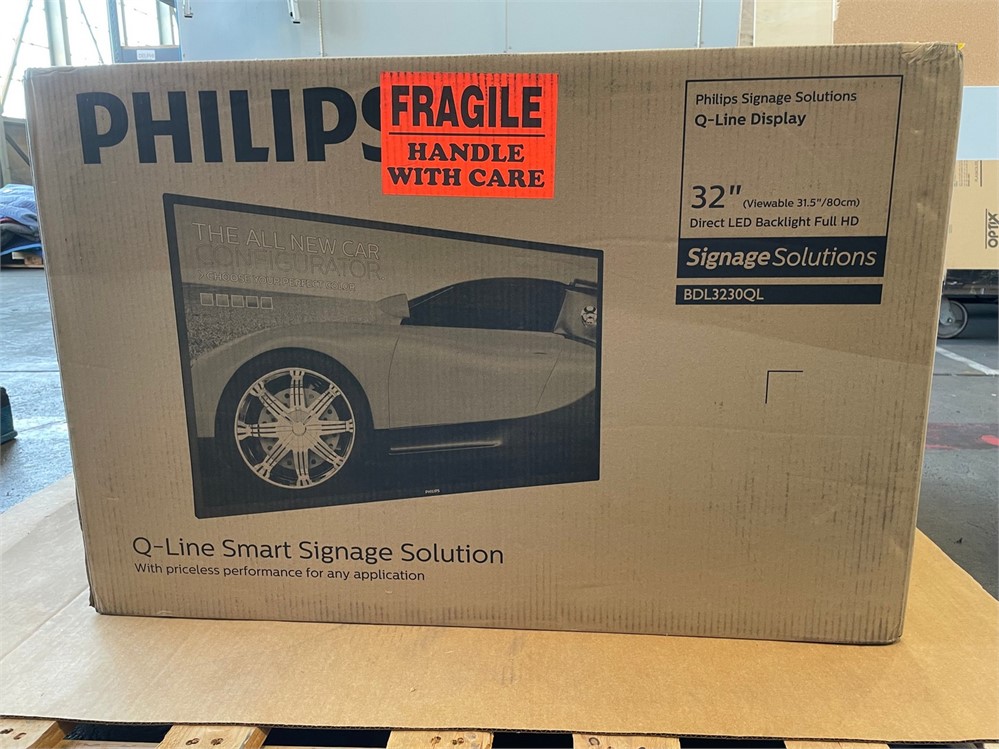 Philips 32" Digital Sign (New in Box)