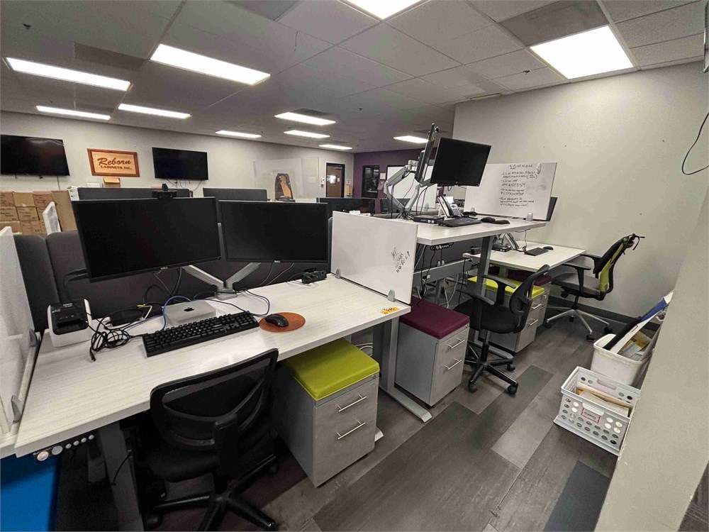 Contents of 3 Work Stations