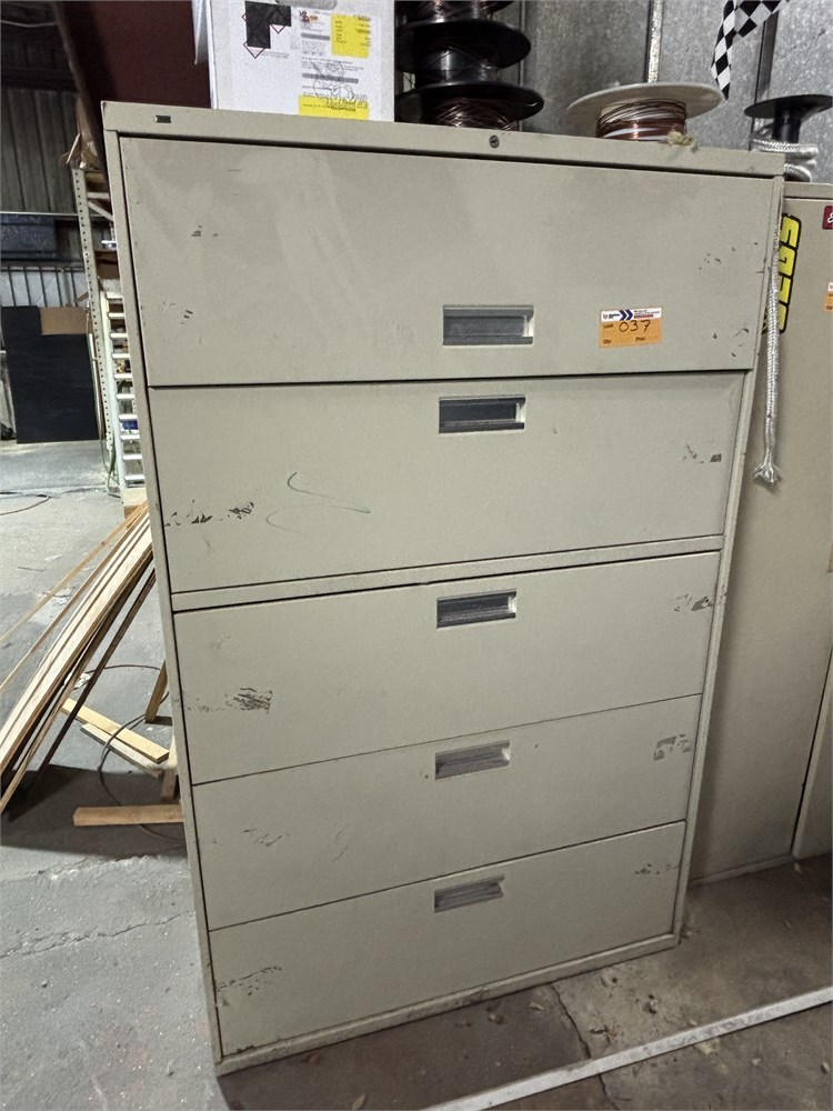 Filing Cabinet w/Contents of Coating Powder