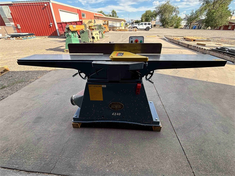 Oliver "M-4240" 10" Helical Head Jointer