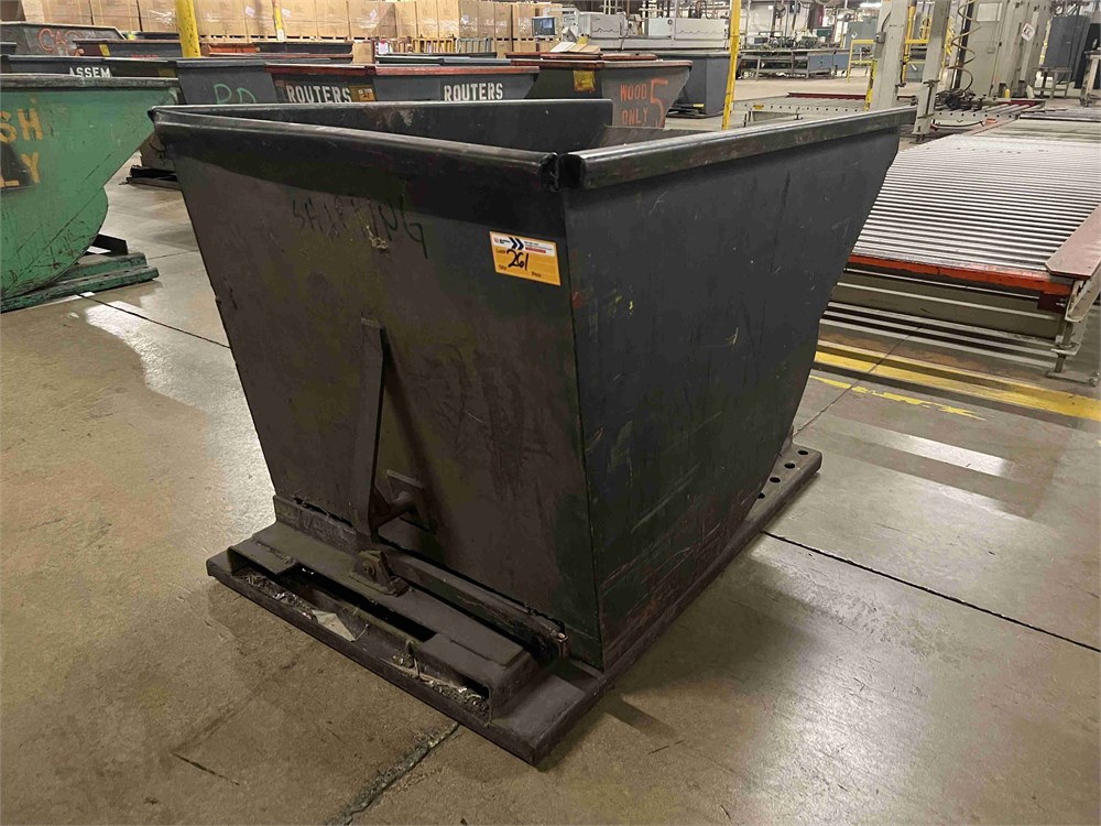 Self Dumping Hopper