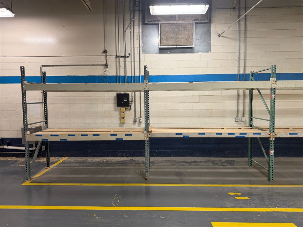 Lot of Pallet Racking - (5) Sections