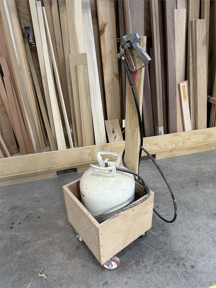 Spray Adhesive Tank and Gun