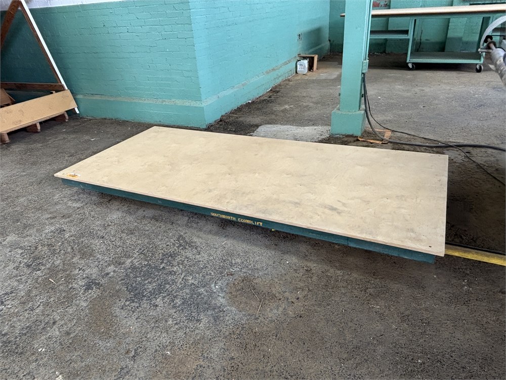 Southworth "LS436" Lift Table