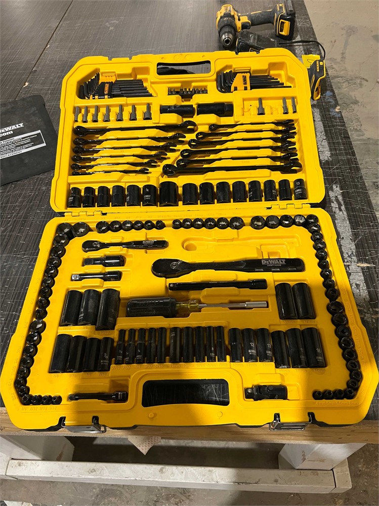 DeWalt tool kit