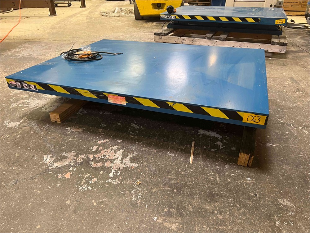 Blue GiantScissor Lift