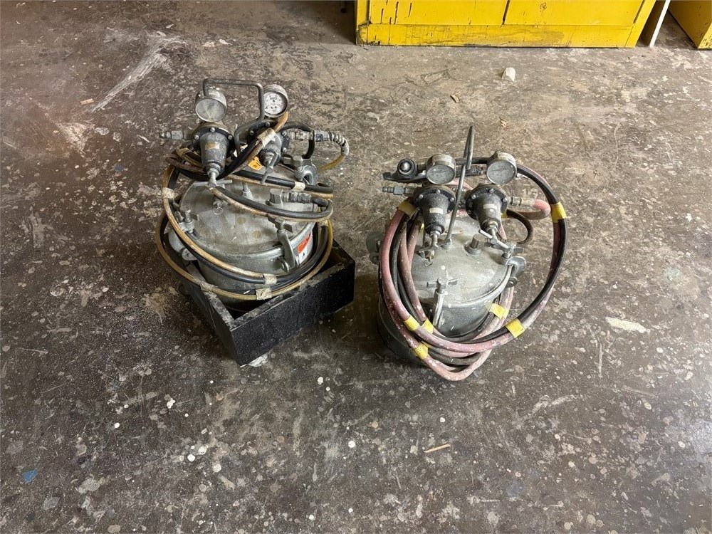 Lot of Pressure Pots (Qty 2) as pictured