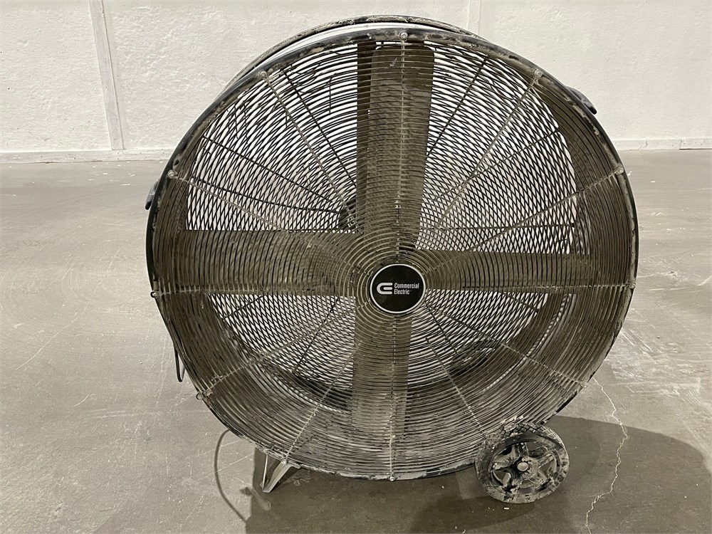 Commercial Electric 42" Barrel Fan