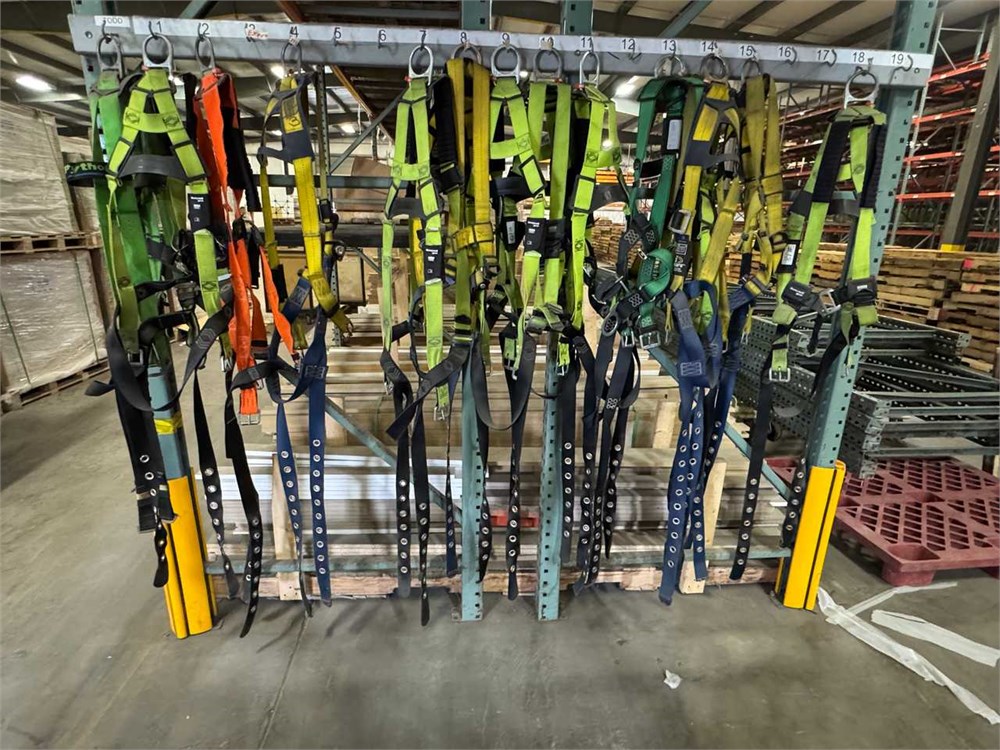 Lot of Safety Belts/Harnesses