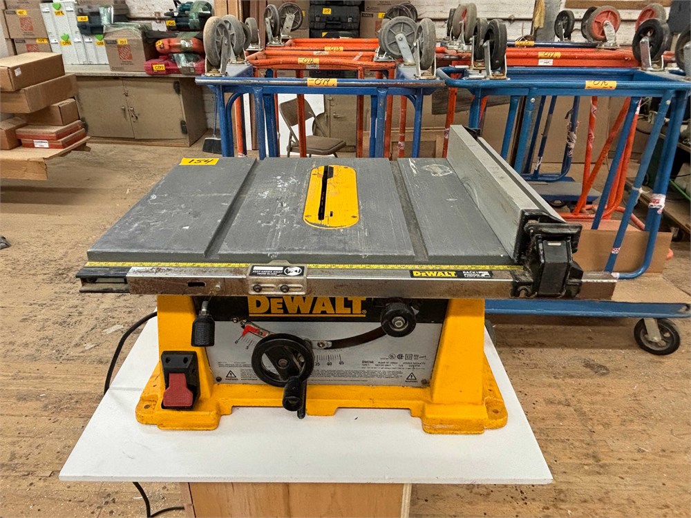 DeWalt DW744 10" Jobsite Table Saw