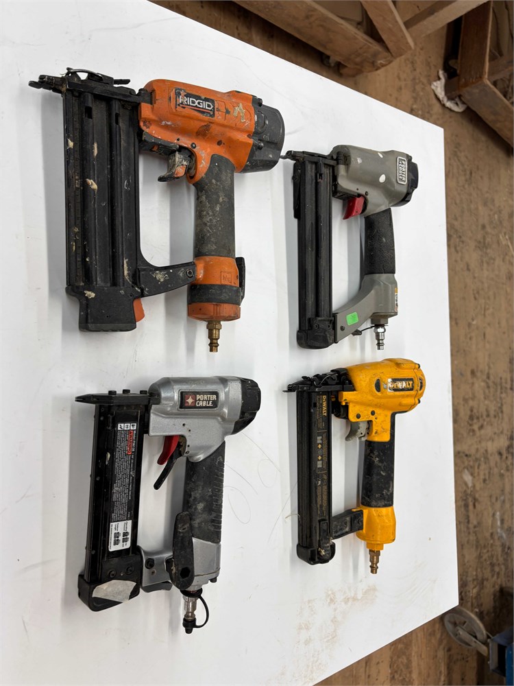 Pneumatic Brad Nailer Lot