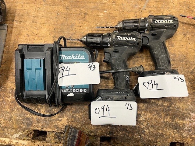 Makita Cordless Drill w/Charger