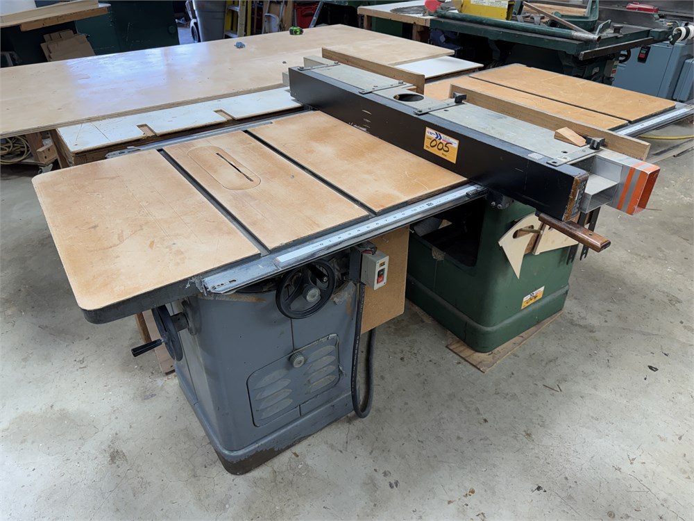 Delta Table Saw