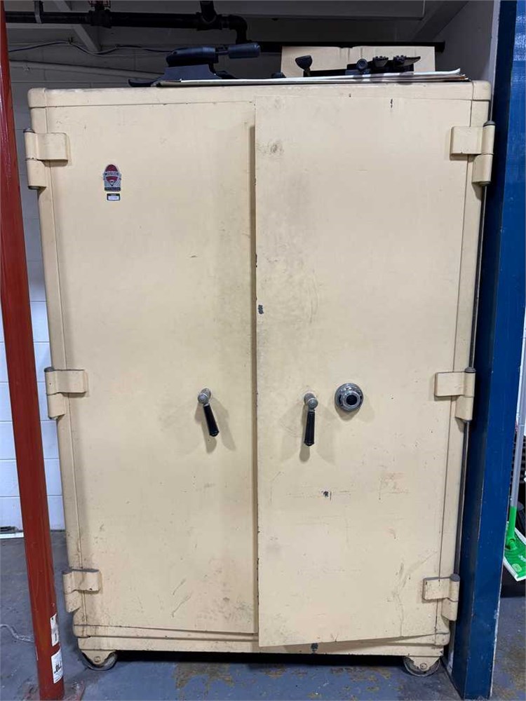 Mosler Safe w/Contents