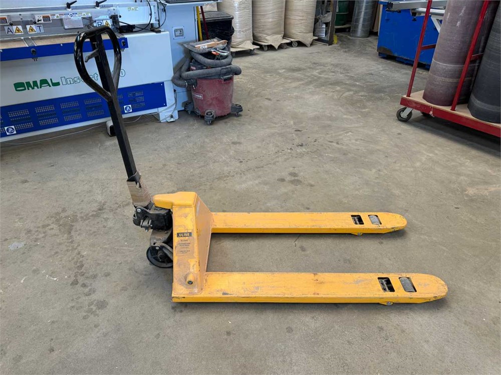 U-Line "H-1043" Pallet Jack