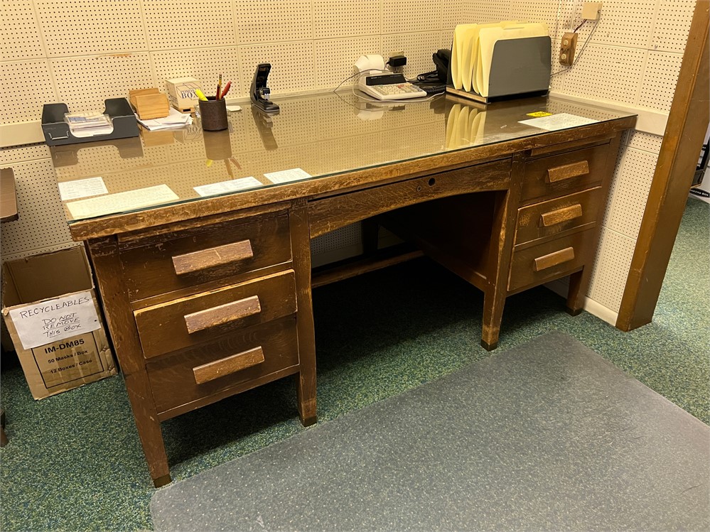 Desk