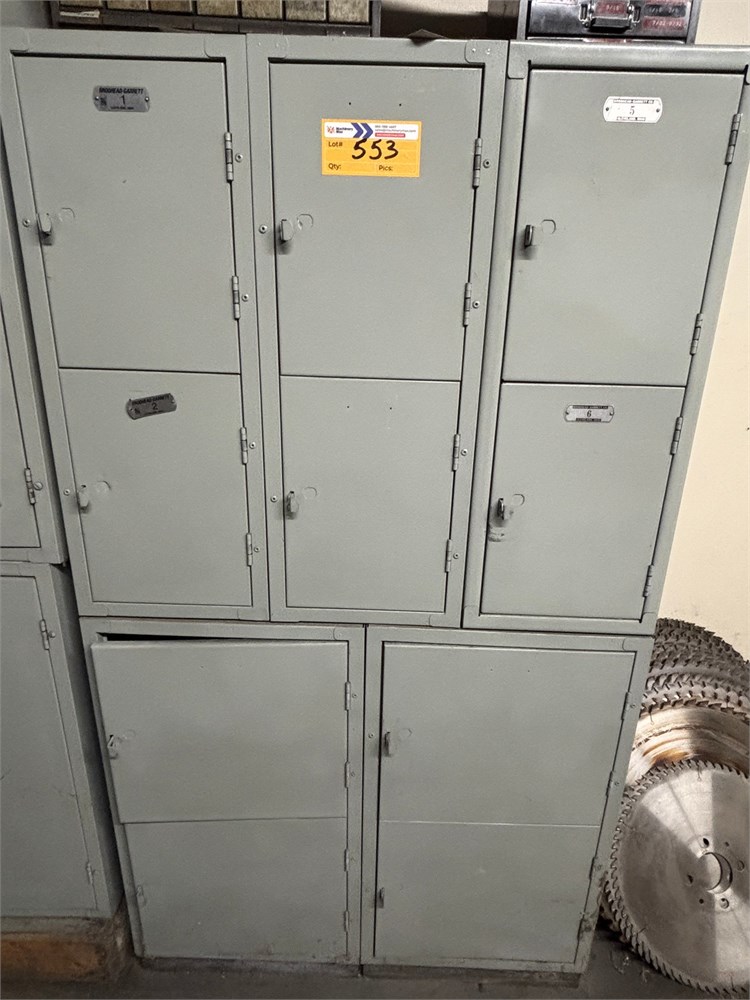 Lot of cabinets & Contents (Qty2) as pictured