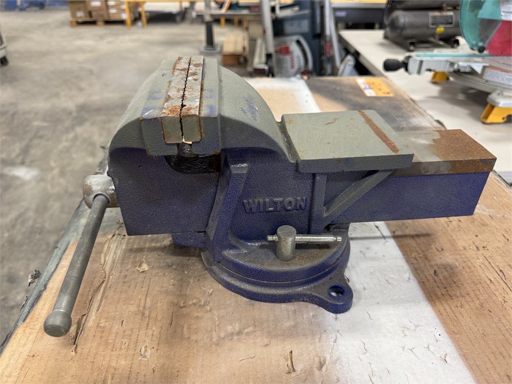 Wilton Bench Vise