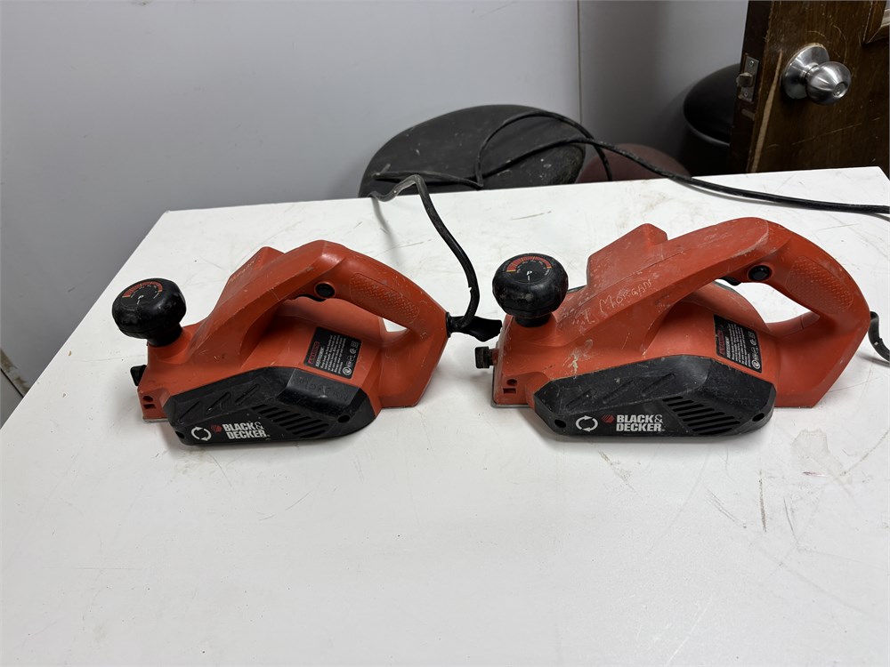 (2) Black & Decker Planers