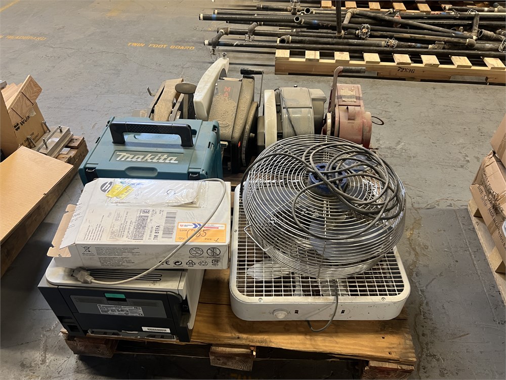 Misc Items on Pallet