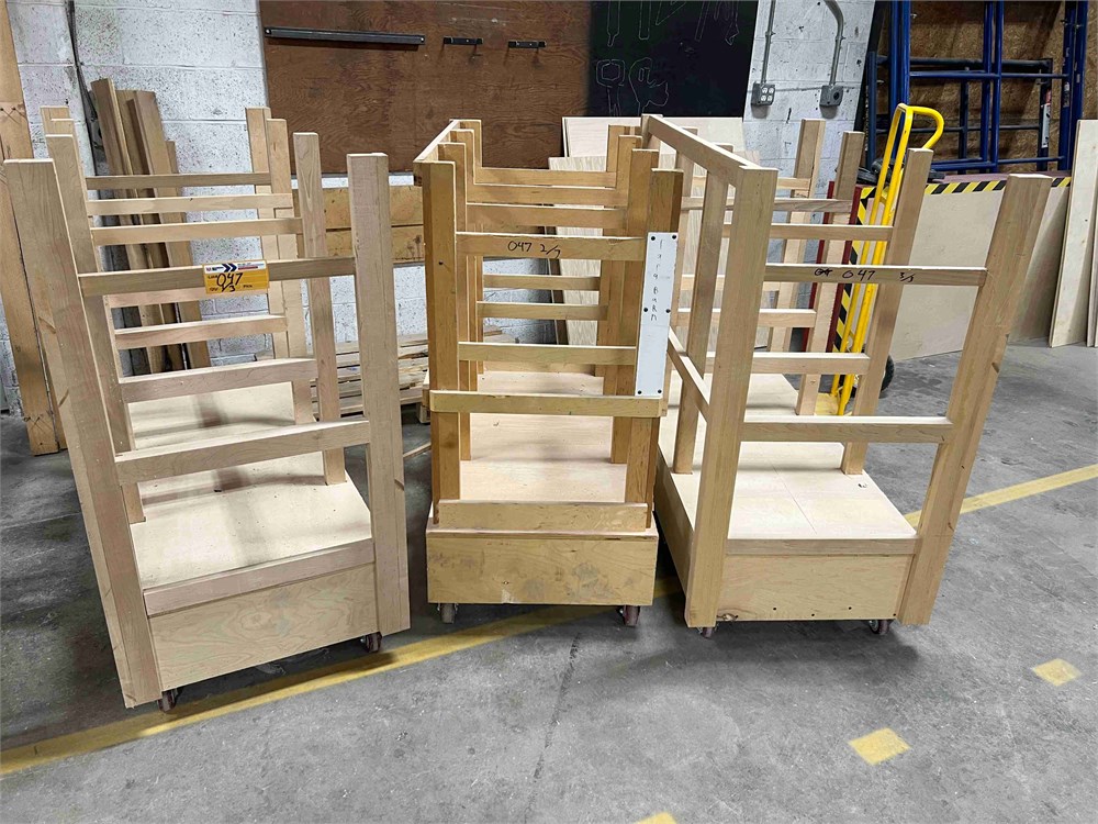 Material Carts Qty. (3)