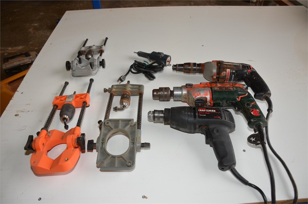 Lot of Craftsman, Porter Cable and Other Electric Tools as pictured - Qty (7)