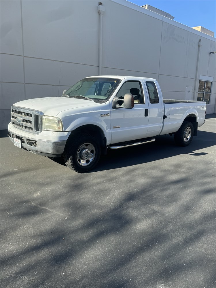 Ford "F-250" Diesel Long Bed Truck (2006)