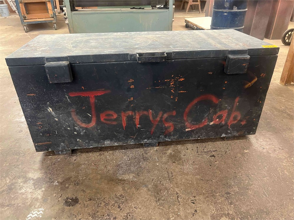 Metal job site tool box