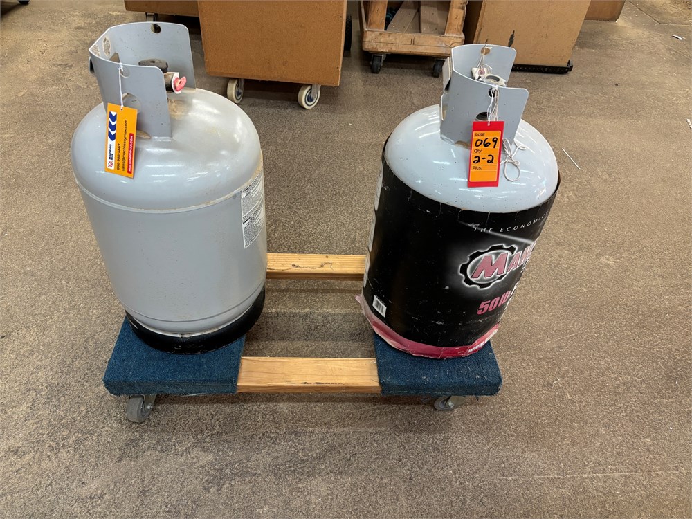 Lot of 2 Propane Tanks as pictured