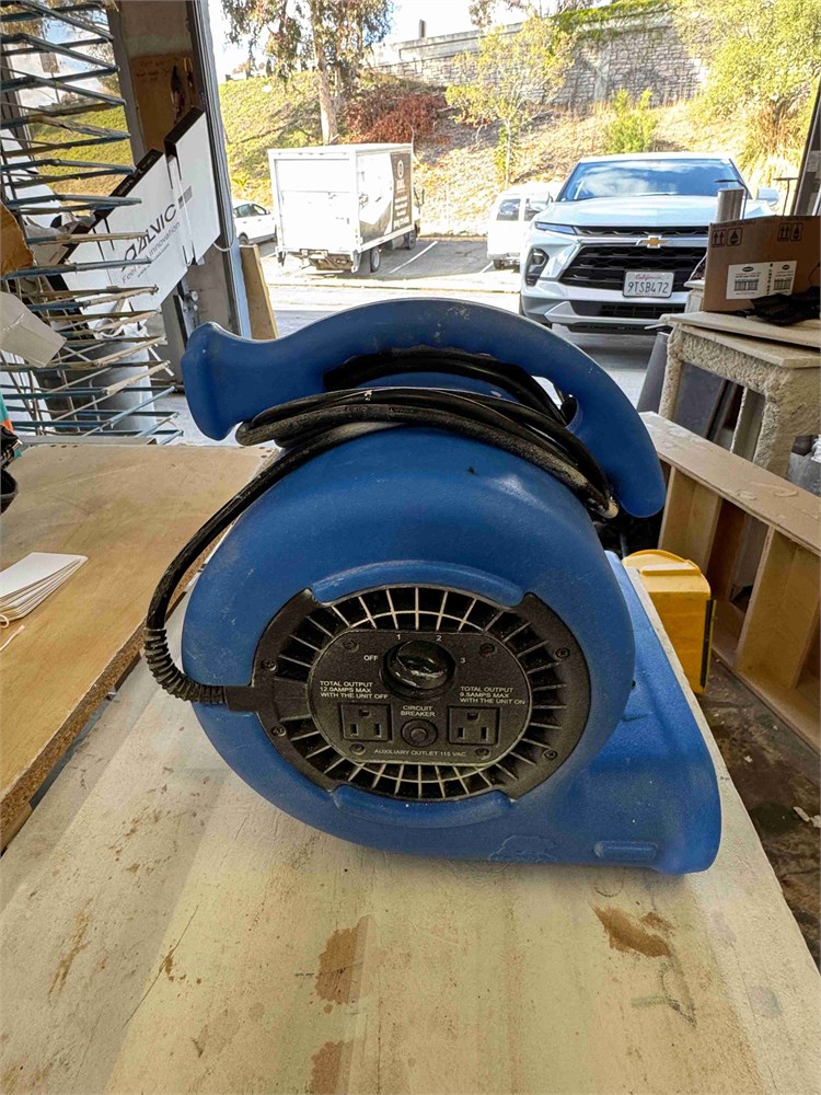 B-Air "VP-25" Blower