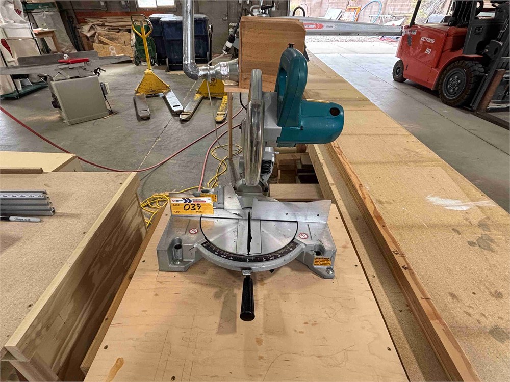 Makita "LS1040" Miter Saw