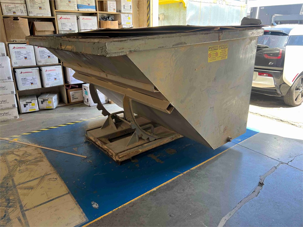 Self Dumping Trash Bin