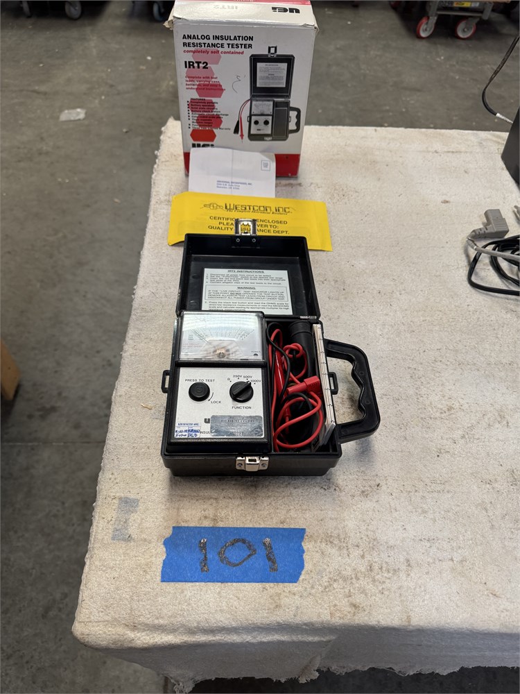 Analog Insulation Resistance Tester