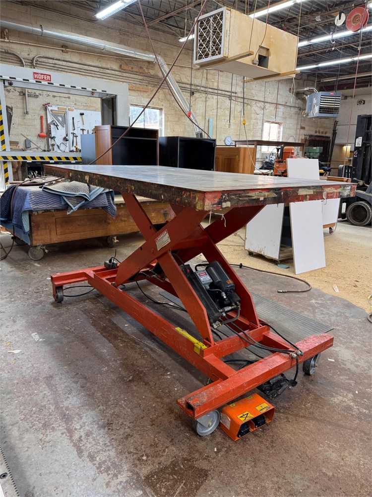 Presto "XL48-60" Scissor Lift