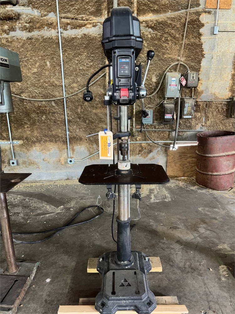 Delta "18-900L" Drill Press