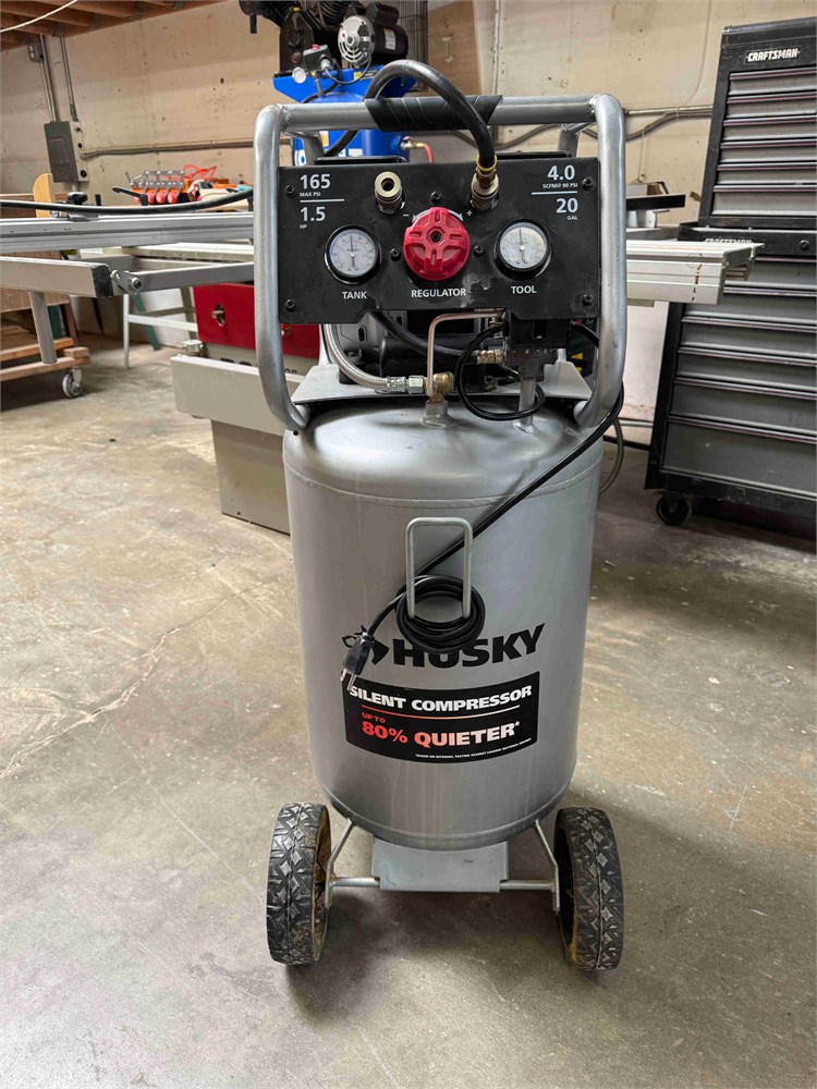 Husky "3332013" Air Compressor