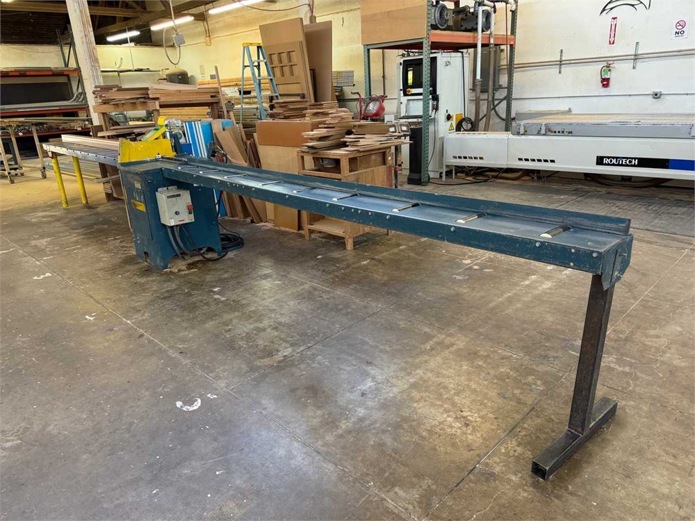 Whirlwind "212L" Upcut Saw with Roller Table