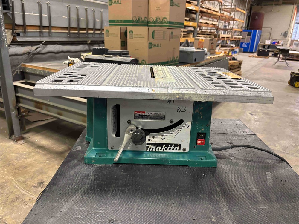 Makita "2708" Table Saw