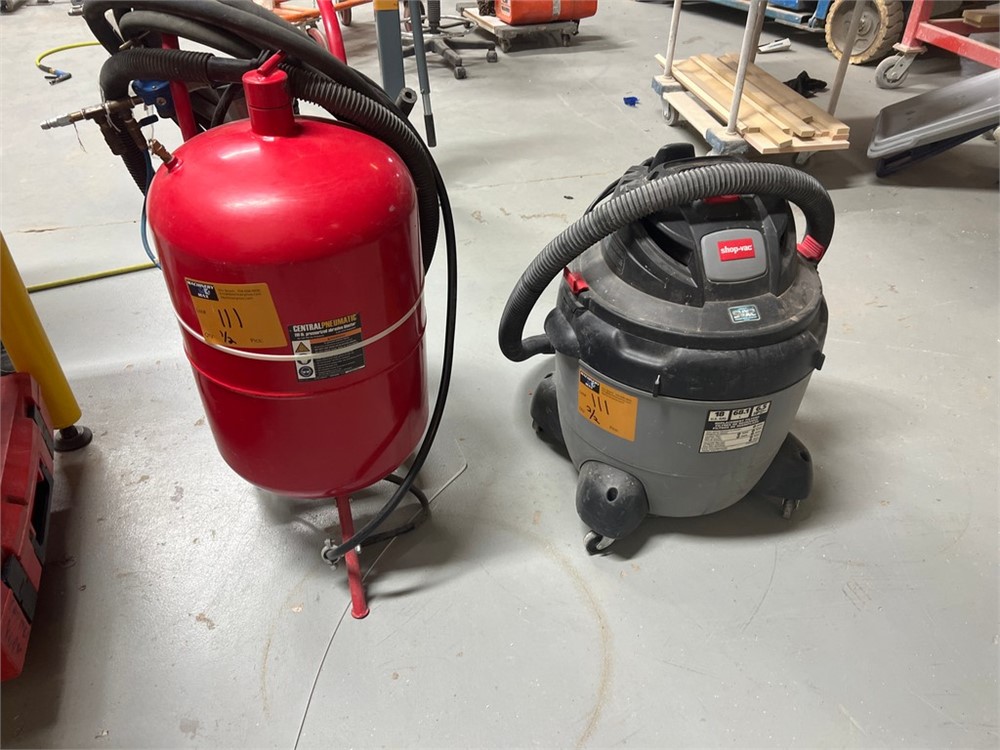 Sand Blaster & Shop Vac