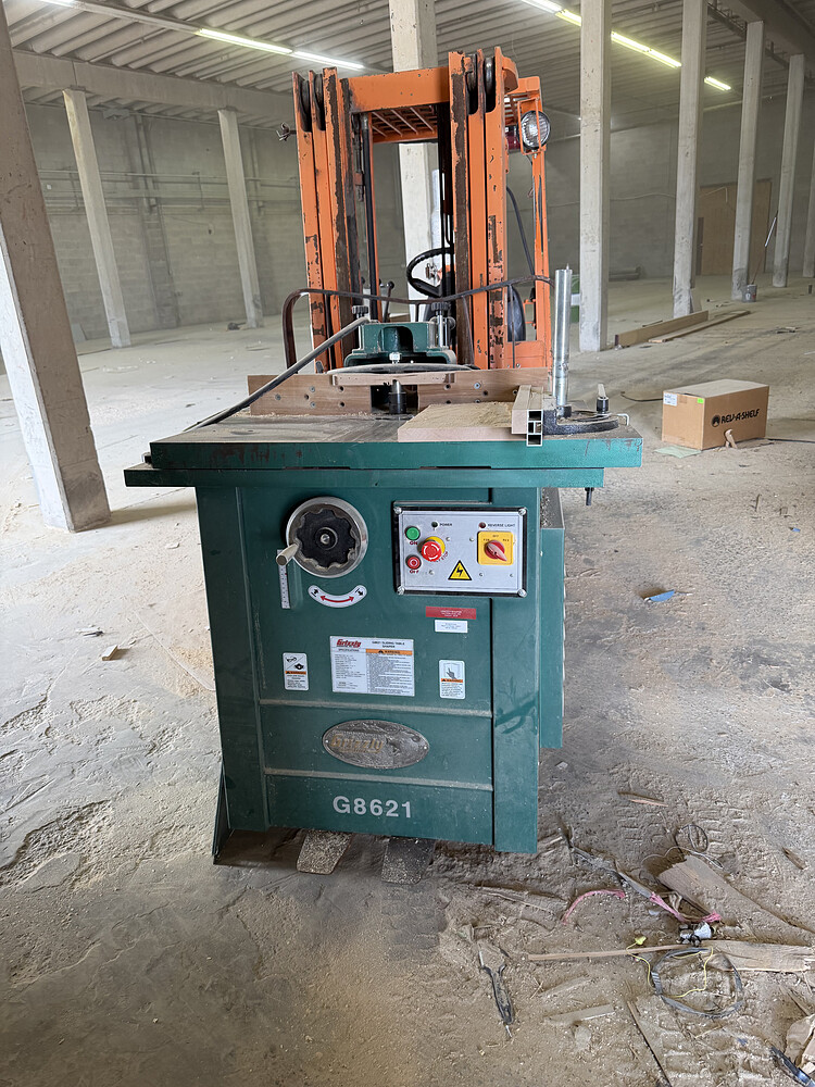 Grizzly "G8621" Sliding Table Shaper