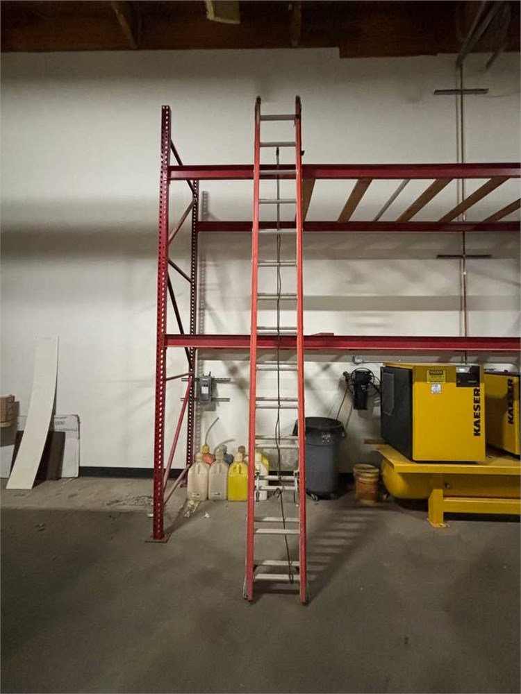 Werner 28 ft Extension Ladder