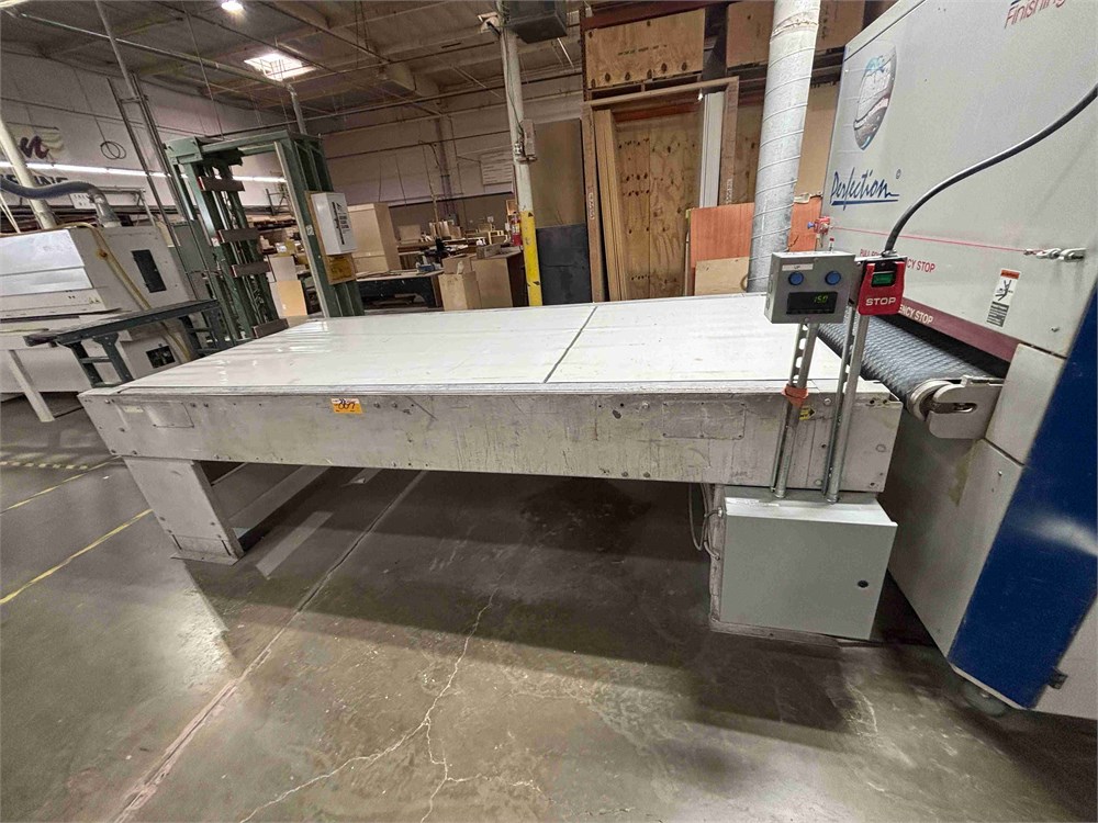 Venjakab Powered Belt Conveyor