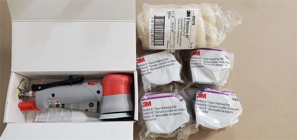 3M Polisher - Brand New, with New Pads