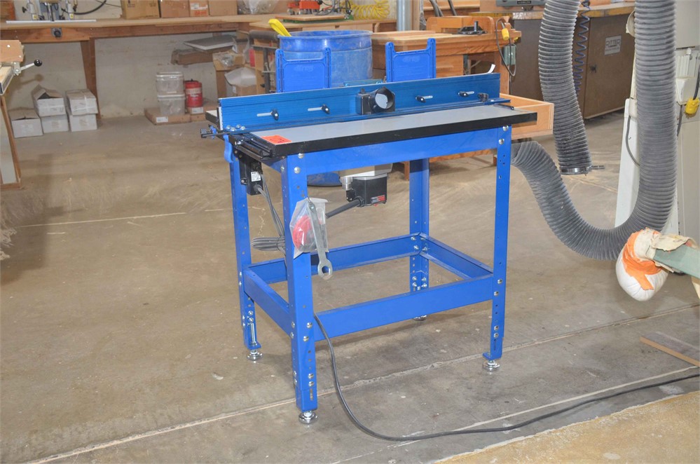 Kreg router table & Porter cable 3'1/4hp router